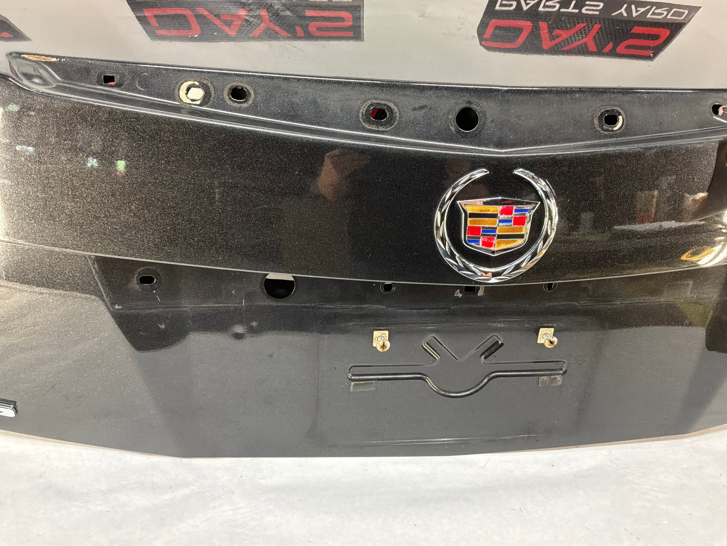 Trunk lid - Day's Parts Yard