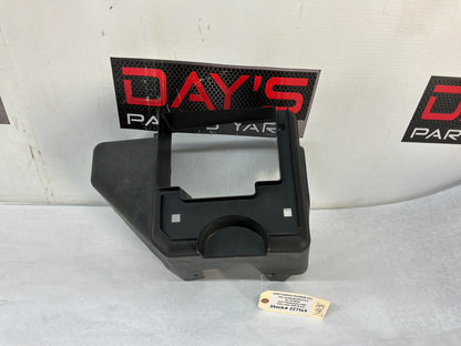 2002 Cadillac Escalade EXT Motor Engine Fuse Relay Box Cover Trim OEM