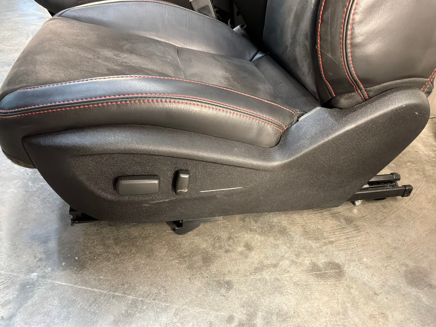 2014 Chevy Camaro ZL1 Seats Front and Rears Black Leather Suede OEM
