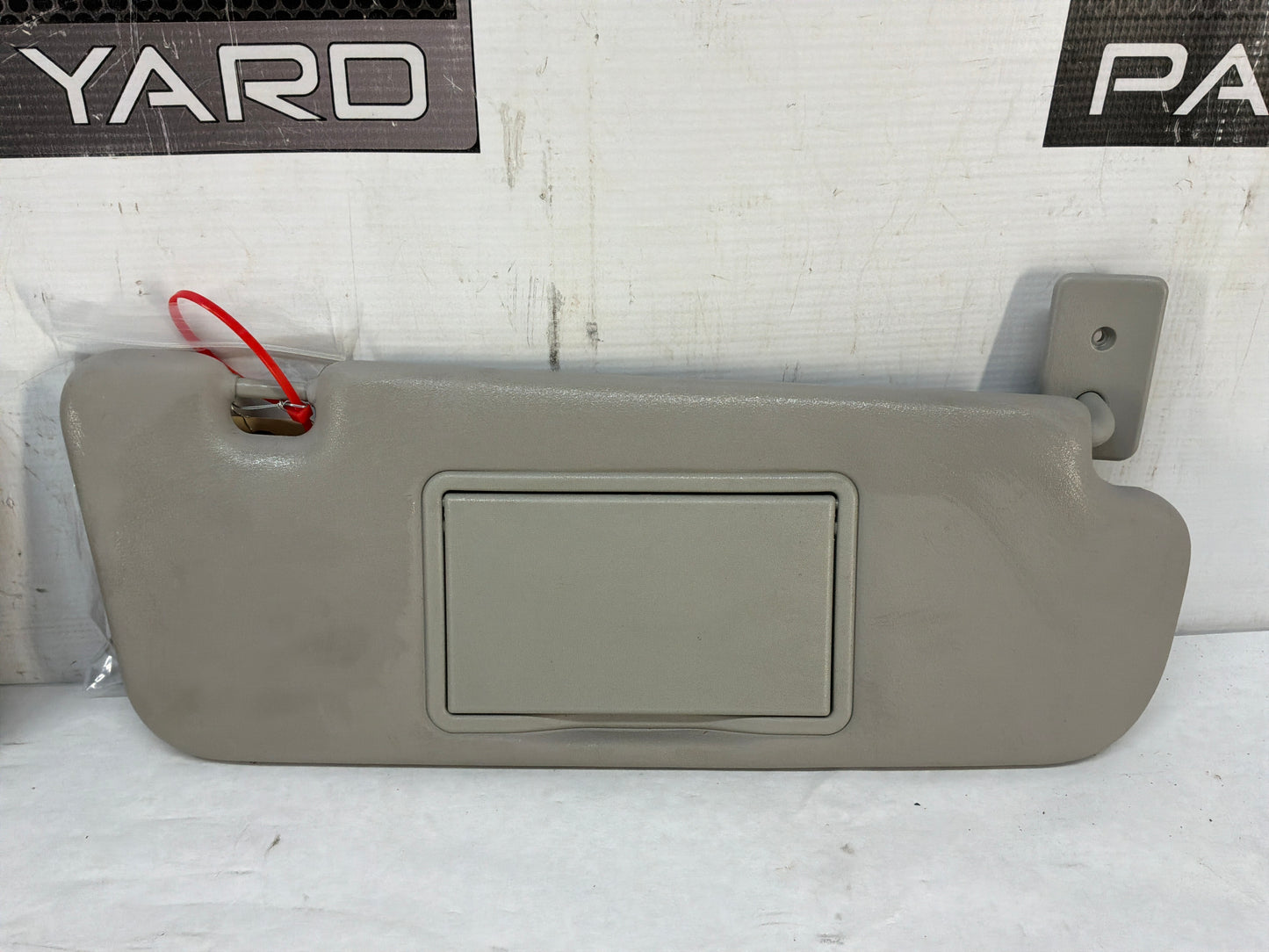 2016 Chevy Caprice PPV RH & LH Sun Visor Sunvisor Sun Shade w/ Clips OEM
