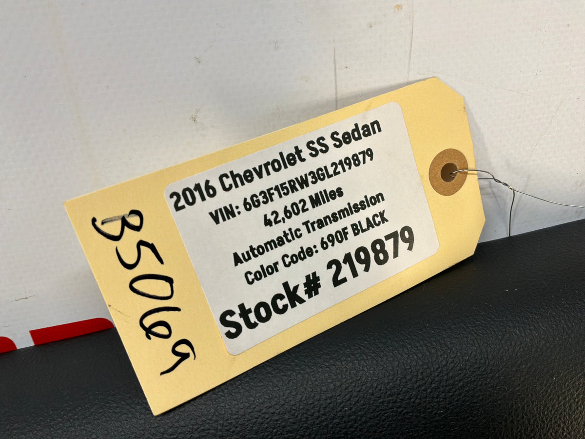 2016 Chevy SS Sedan RH Passenger Front Interior Door Panel Trim OEM