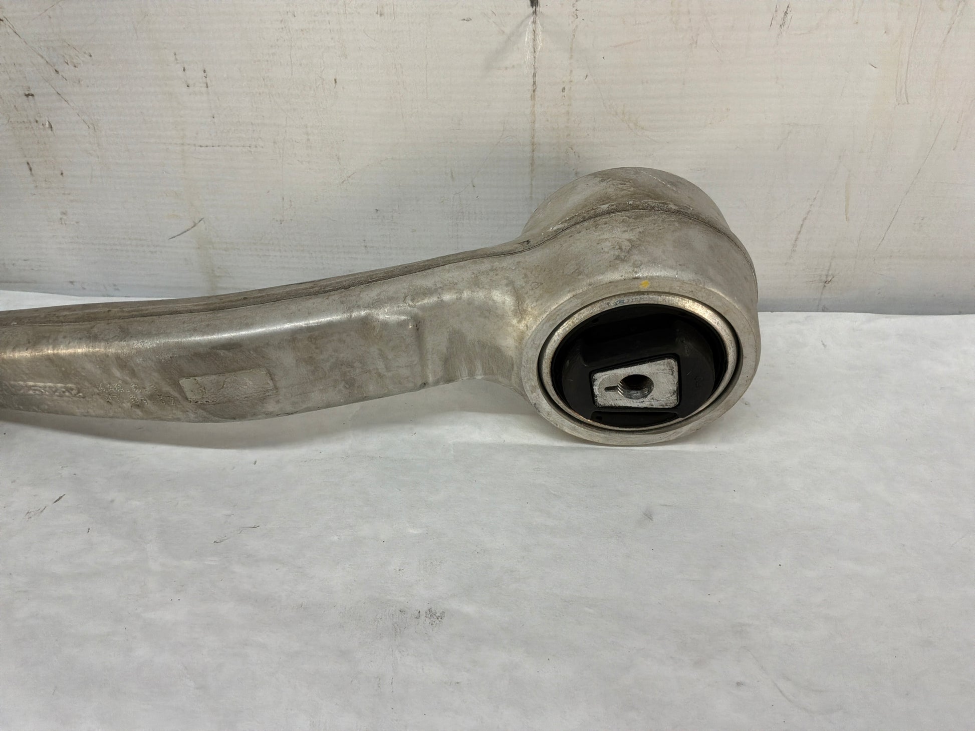 Control arm - Day's Parts Yard