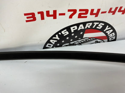 2017 Chevy SS Sedan RH & LH Driver Door Opening Roof Top Frame Reveal Trim Molding OEM
