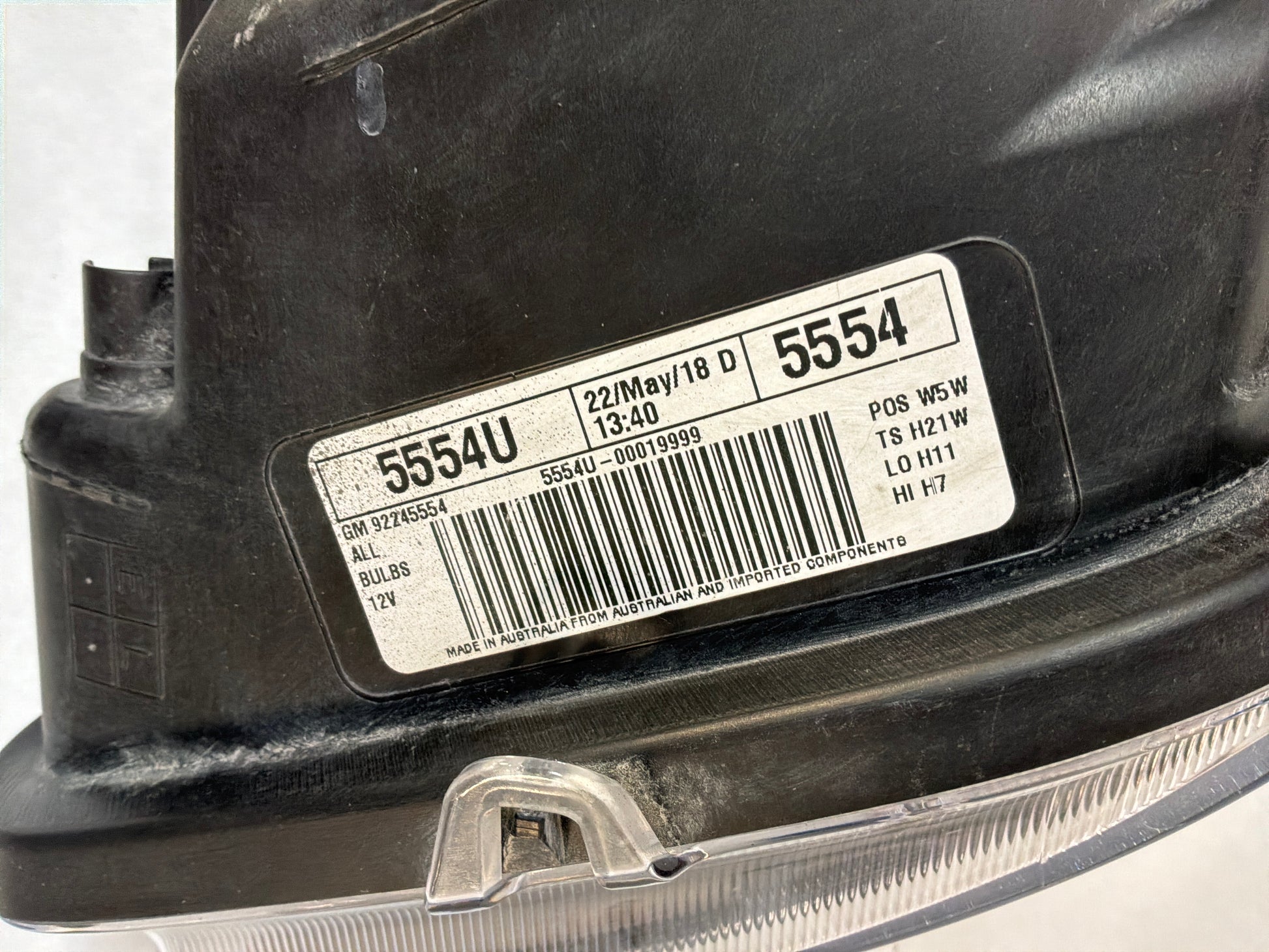 Lh headlight - Day's Parts Yard