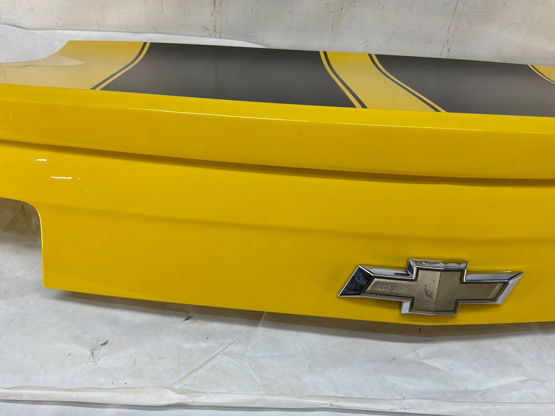 Trunk deck lid - Day's Parts Yard