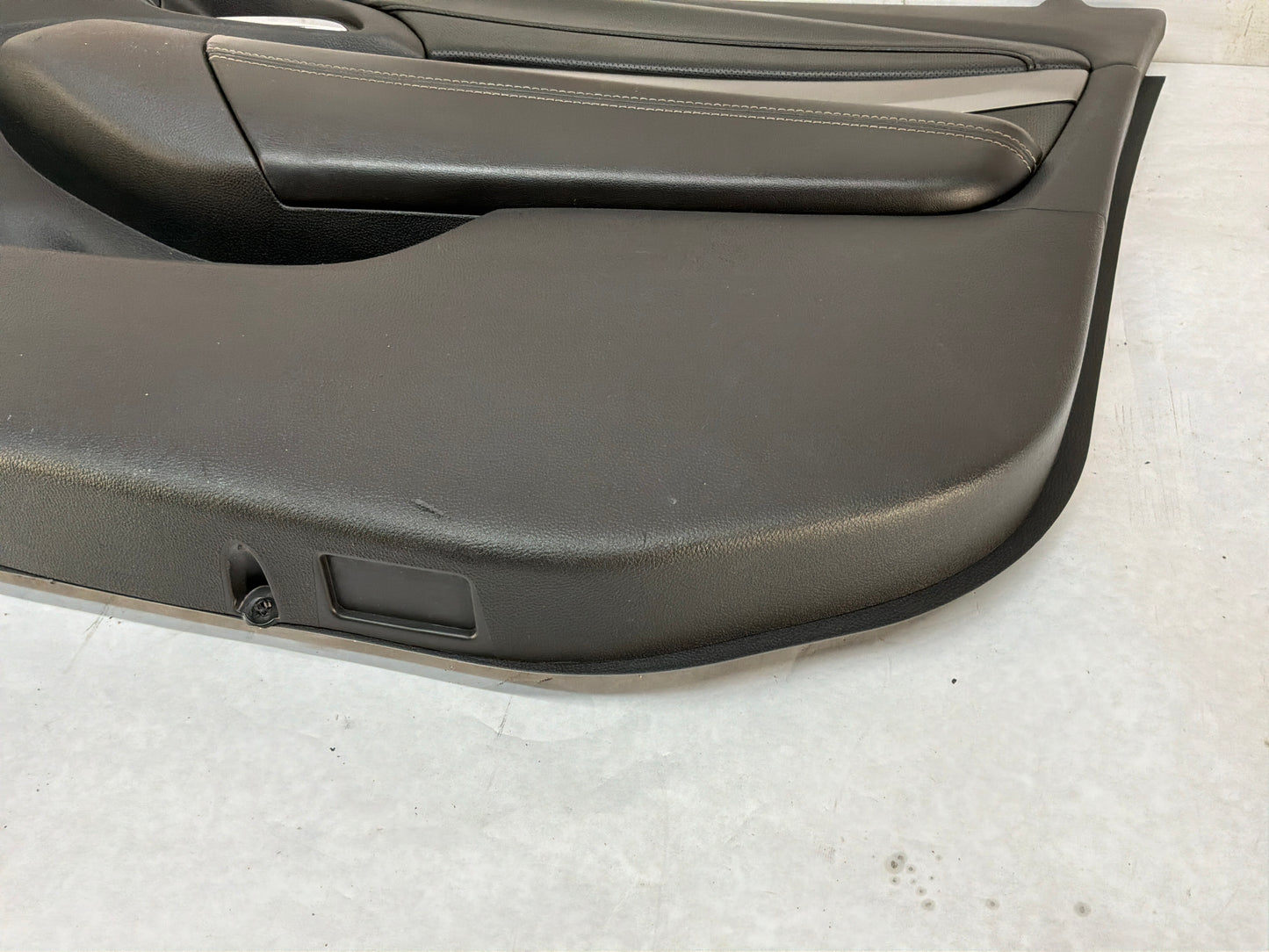 2014 Chevy Caprice PPV RH Passenger Front Door Panel OEM