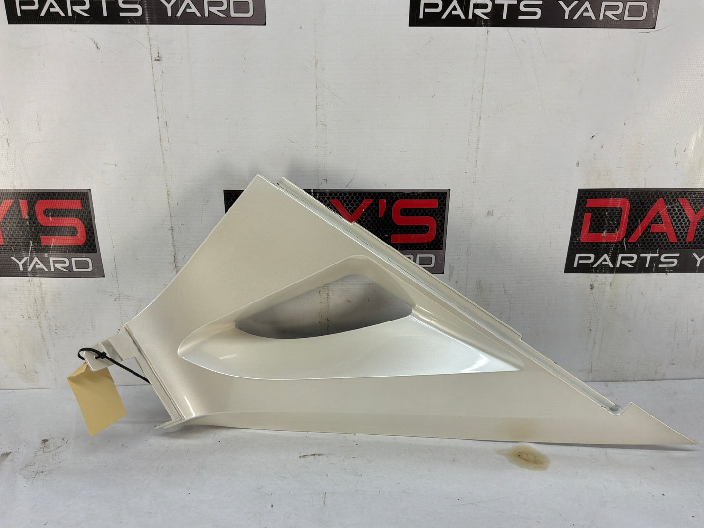 2012 Chevy Avalanche LH Driver Bed Inner Trim Cargo Box Sail Panel Cladding OEM
