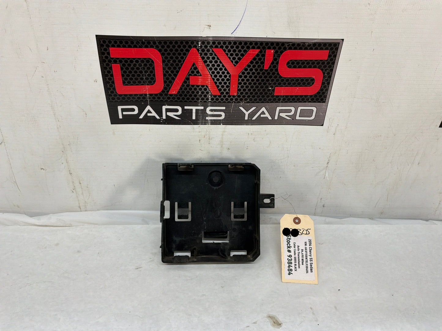 2014 Chevy SS Sedan ECM ECU Computer Mounting Bracket OEM - Day's Parts Yard