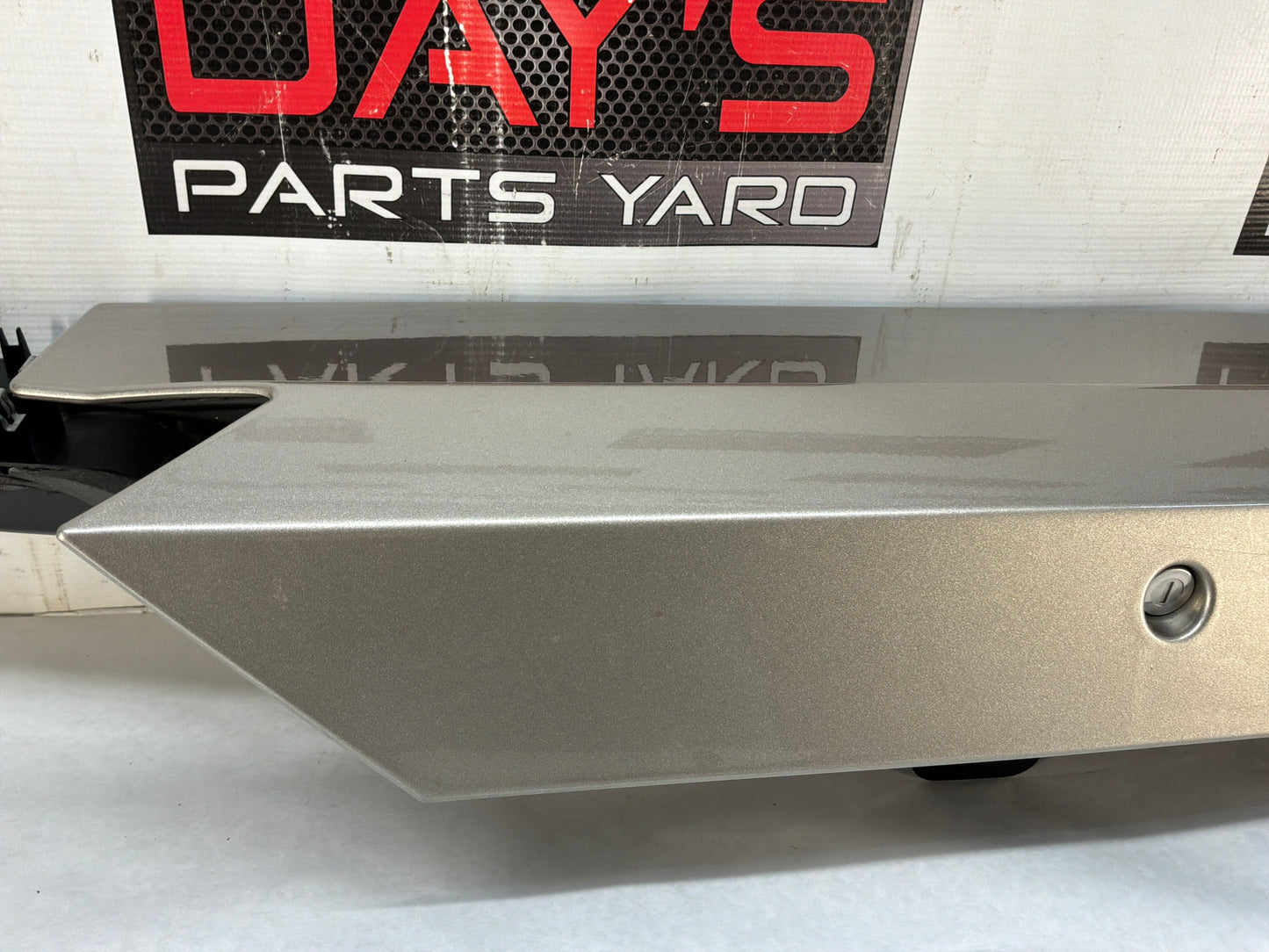 2002 Cadillac Escalade EXT LH Driver Side Bed Tool Storage Box OEM