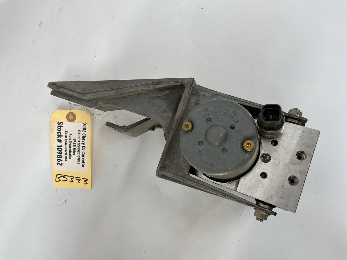2002 Chevy C5 Corvette ABS Anti Lock Brake Pump Control Module w/ Bracket OEM