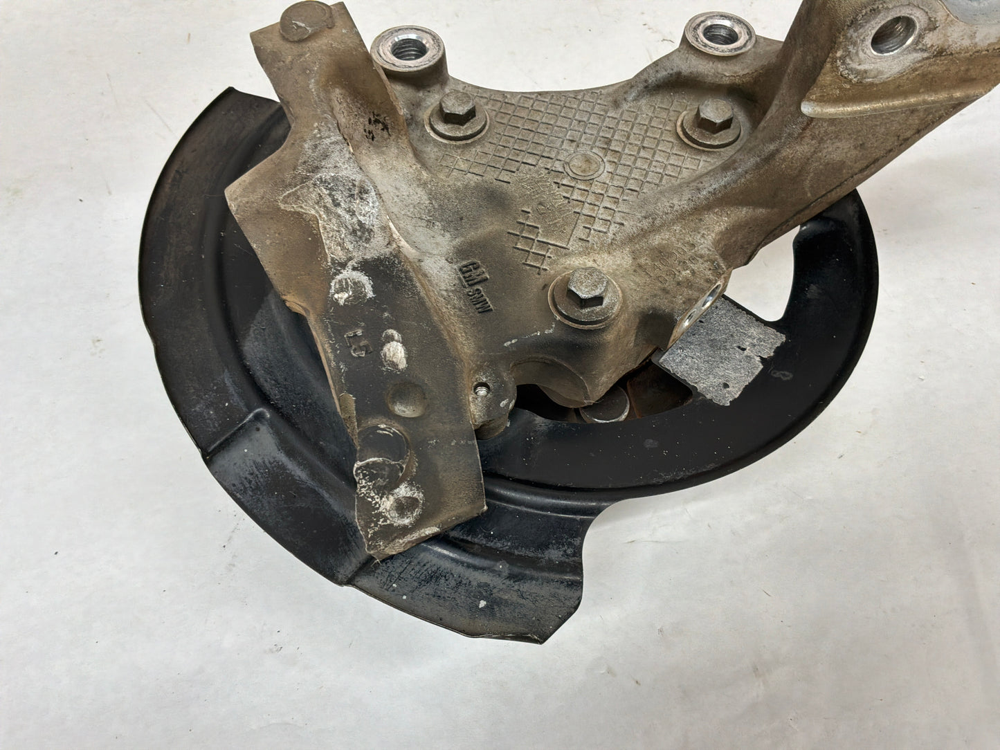 2015 Chevy SS Sedan RH Passenger Front Suspension Spindle Knuckle Hub Assembly OEM