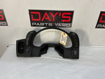 Speedometer bezel - Day's Parts Yard