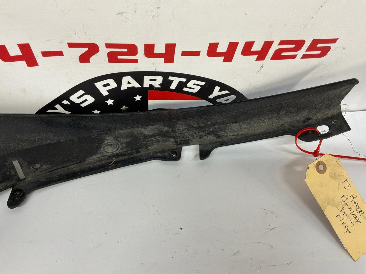 2013 Chevy Camaro ZL1 RH Passenger  Rear Bumper Mud Guard Trim OEM