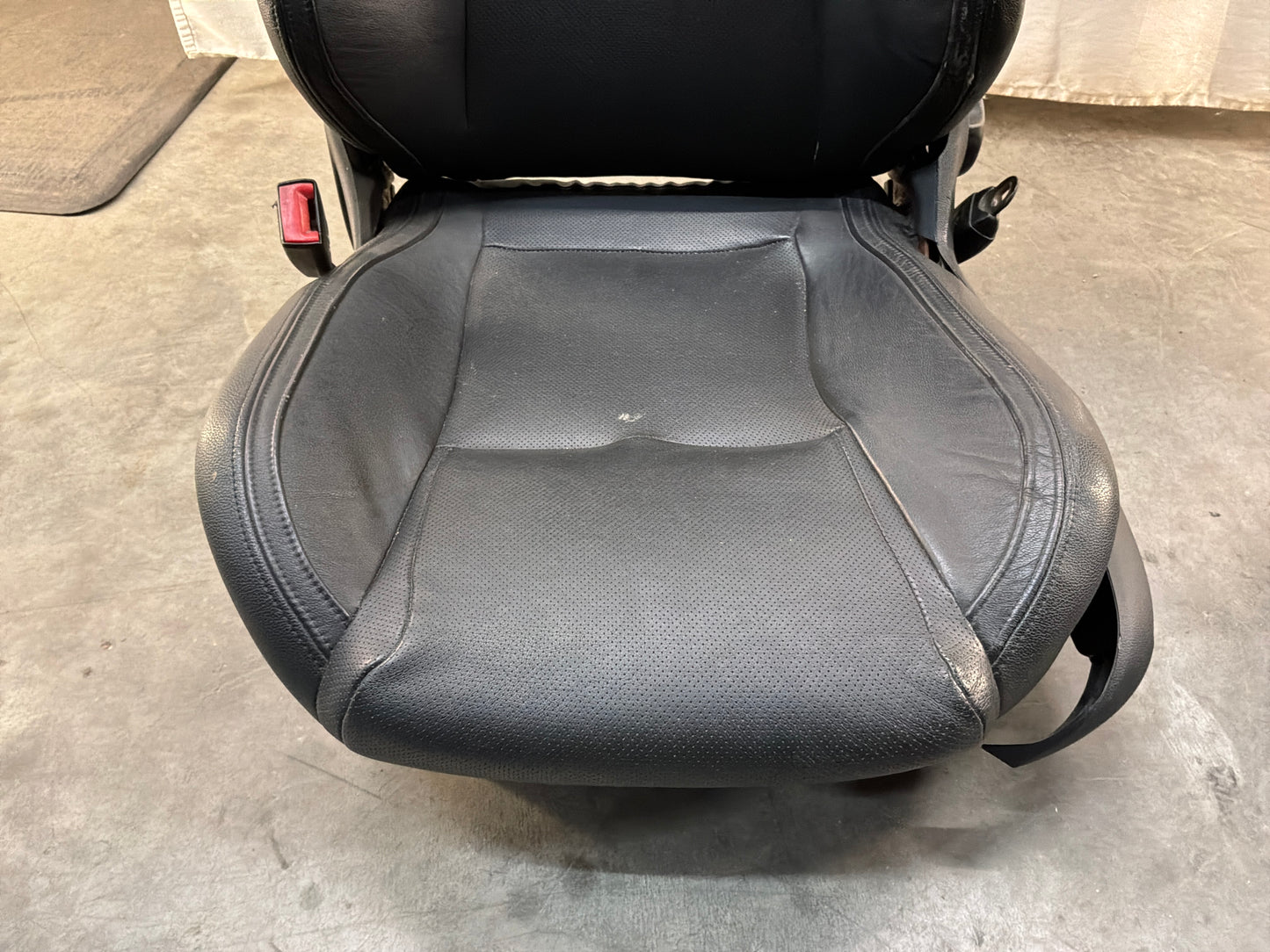 2008 Pontiac G8 GT Seats Fronts and Rears Black Leather OEM