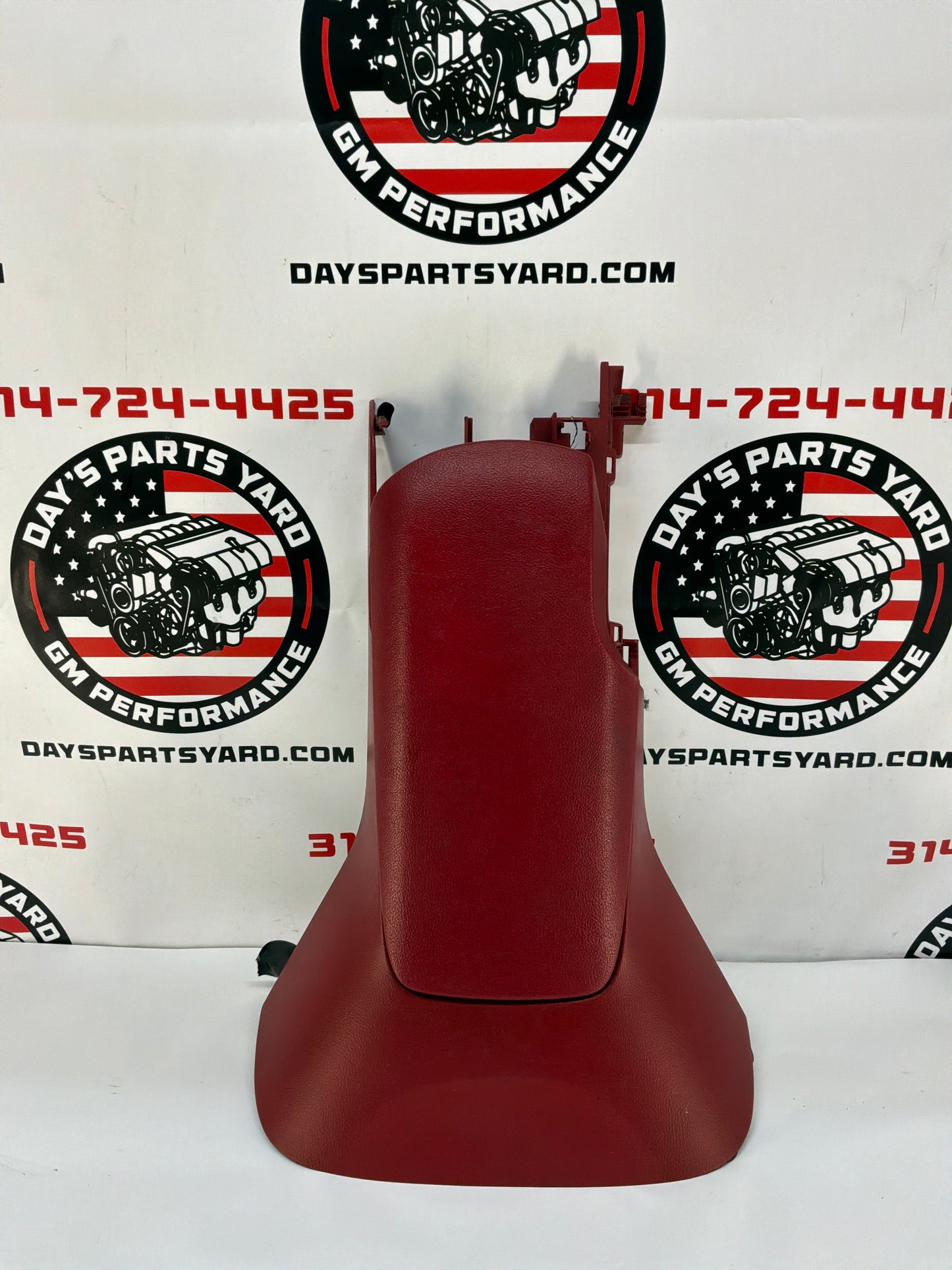 2007 Chevy C6 Corvette Convertible Center Console Arm Rest Assembly Red OEM