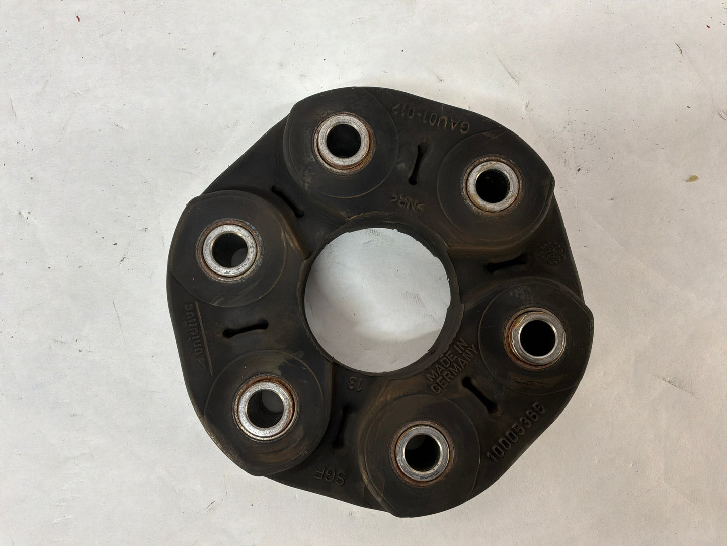 2014 Chevy SS Sedan Driveshaft Drive Shaft Couplers Isolators OEM