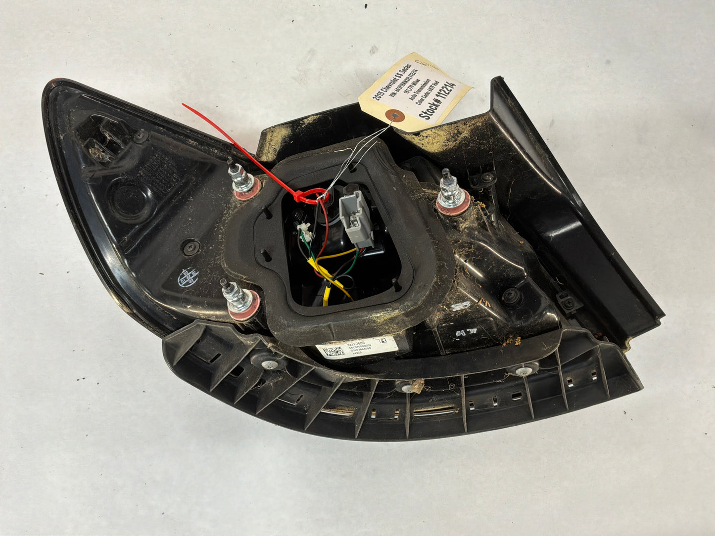 2015 Chevy SS Sedan RH Passenger Outer Tail Light Taillight Stop Lamp OEM