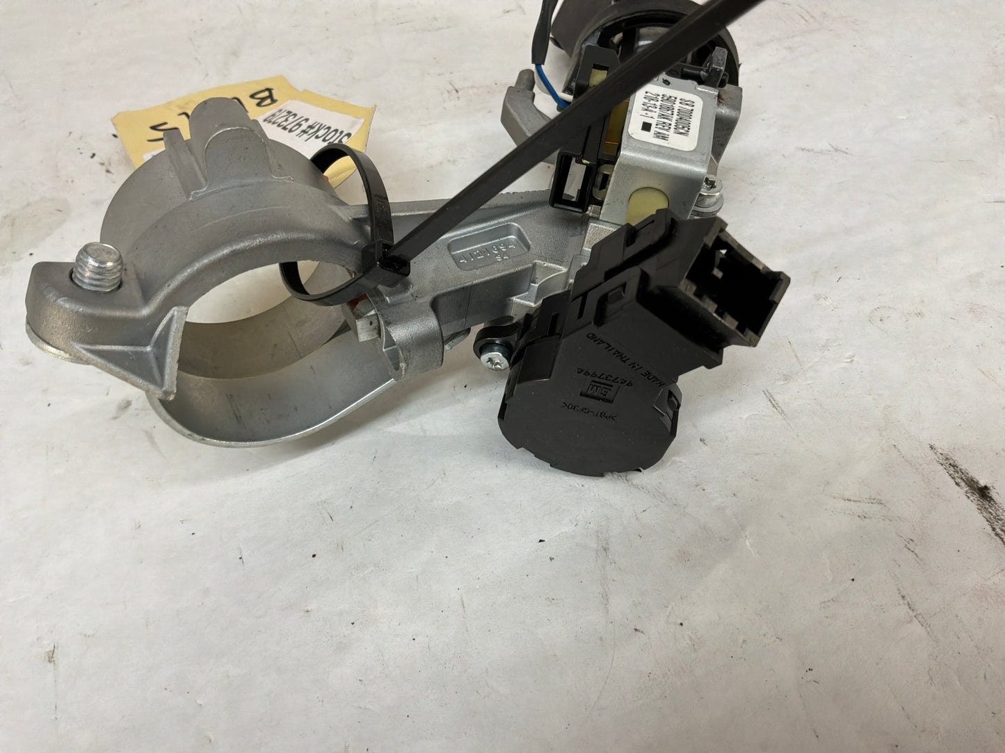 2014 Chevy Caprice PPV Ignition Switch Lock Housing Assembly w/ Key OEM
