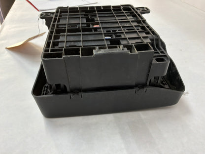 2017 Chevy SS Sedan Engine Bay Fuse Relay Wiring Wire Harness Junction Box Block OEM