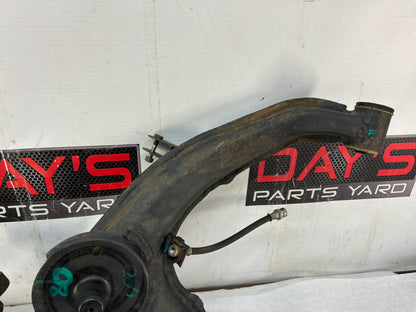 2006 Pontiac GTO RH Passenger Rear Suspension Spindle Hub Knuckle Control Arm OEM