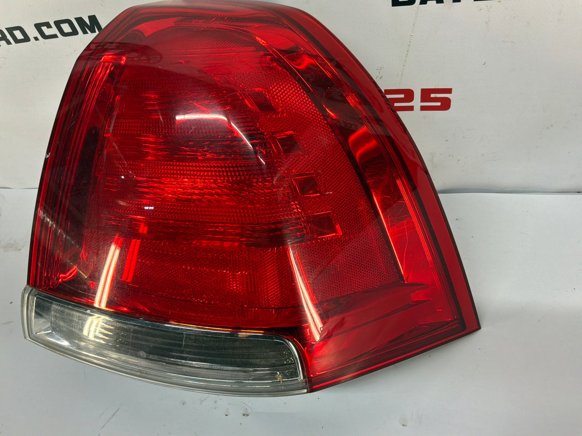 2014 Chevy Caprice PPV RH Passenger Tail Light Taillight Lamp OEM