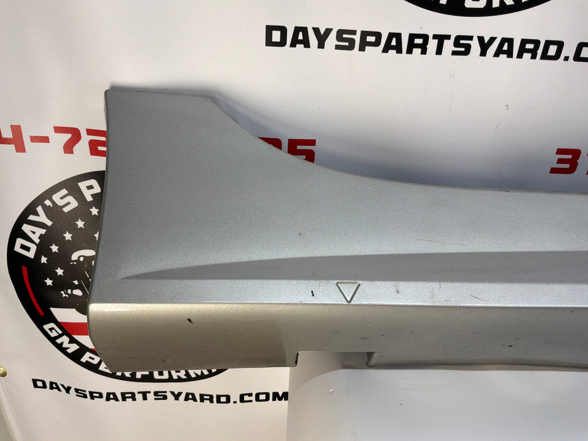 2006 Cadillac CTS-V RH Passenger Rocker Molding Side Skirts Panels OEM