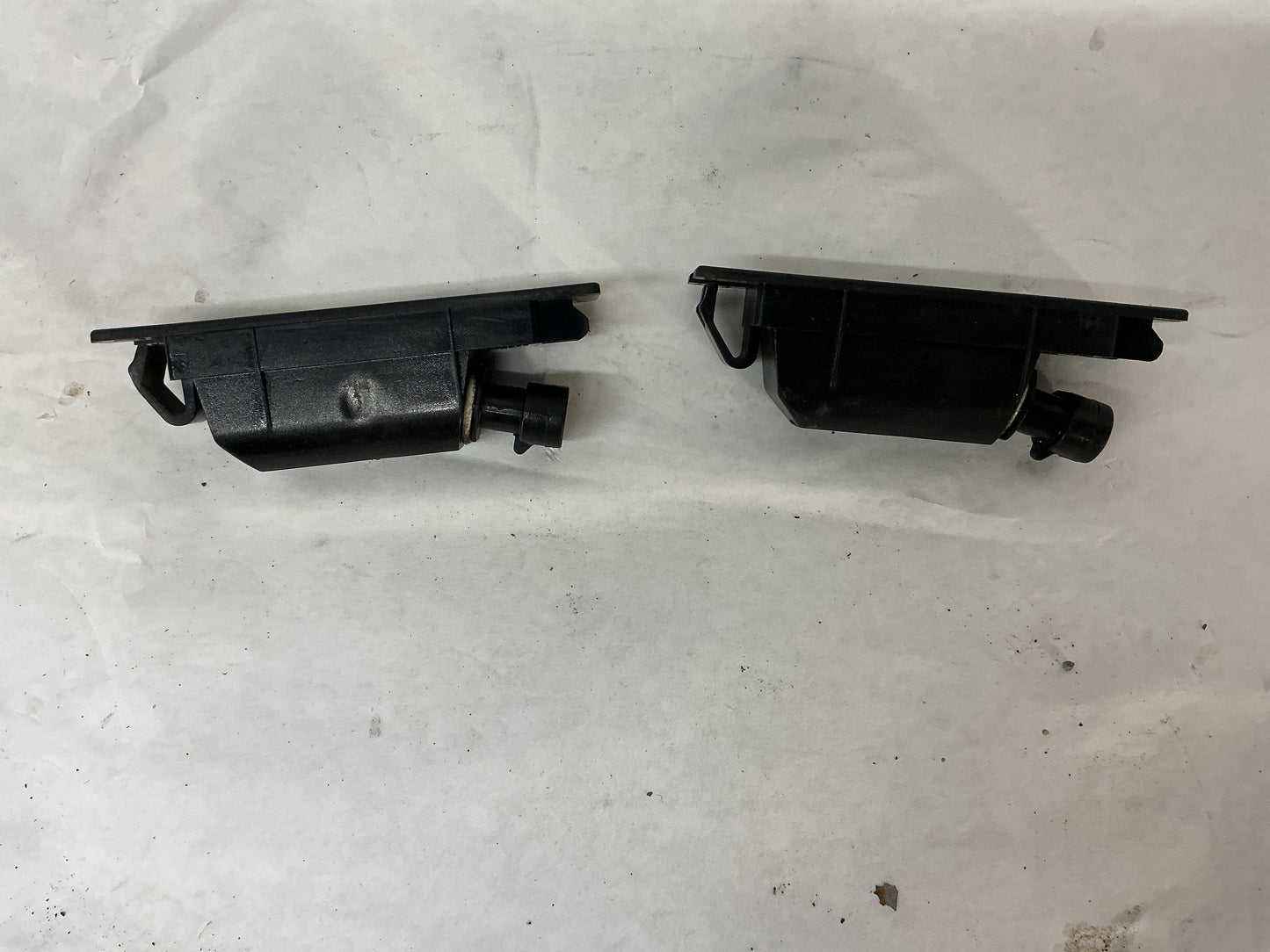 2015 Chevrolet Camaro SS 1LE License Plate Tag Lights RH & LH OEM