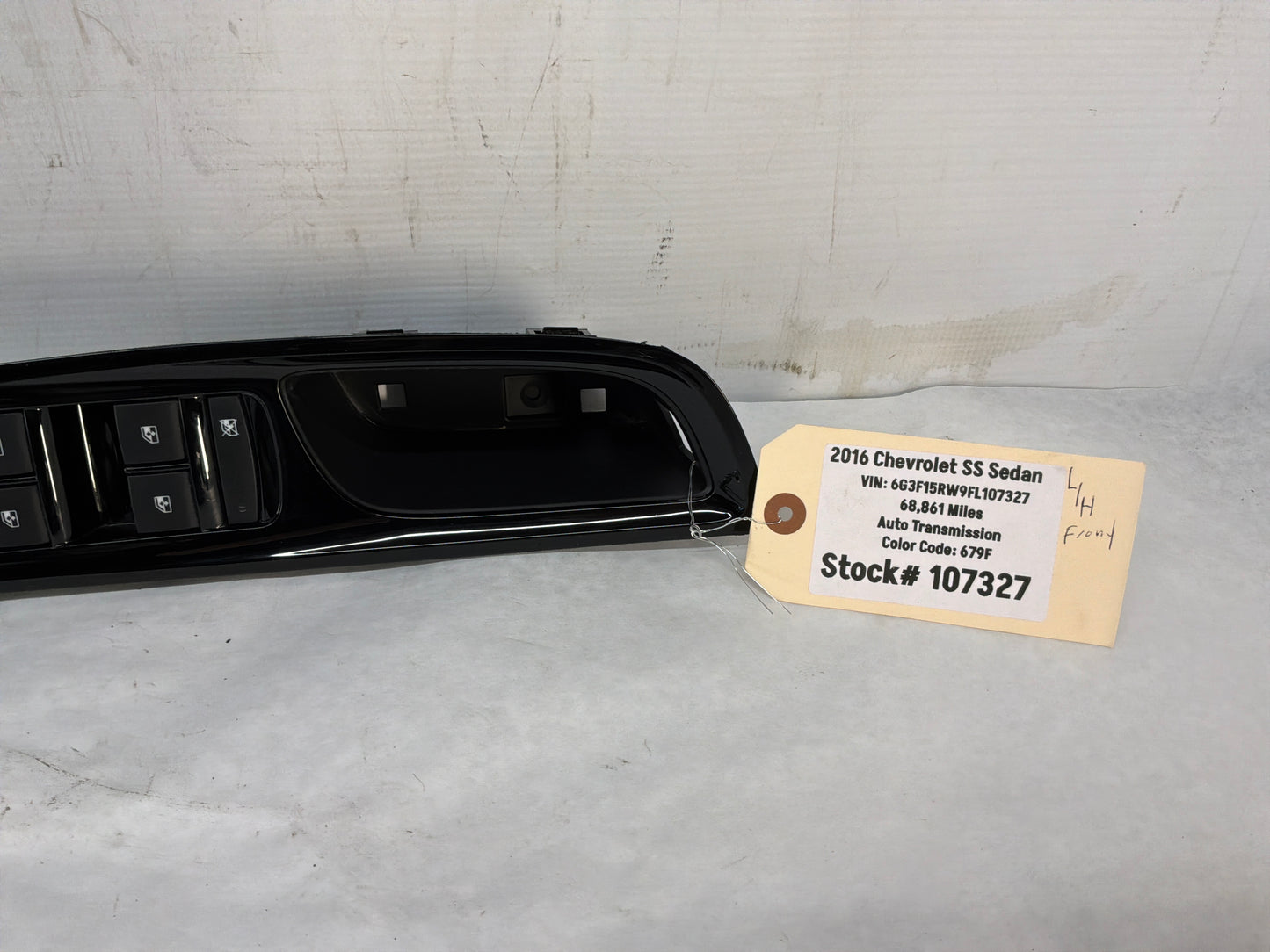 Lh door controls - Day's Parts Yard