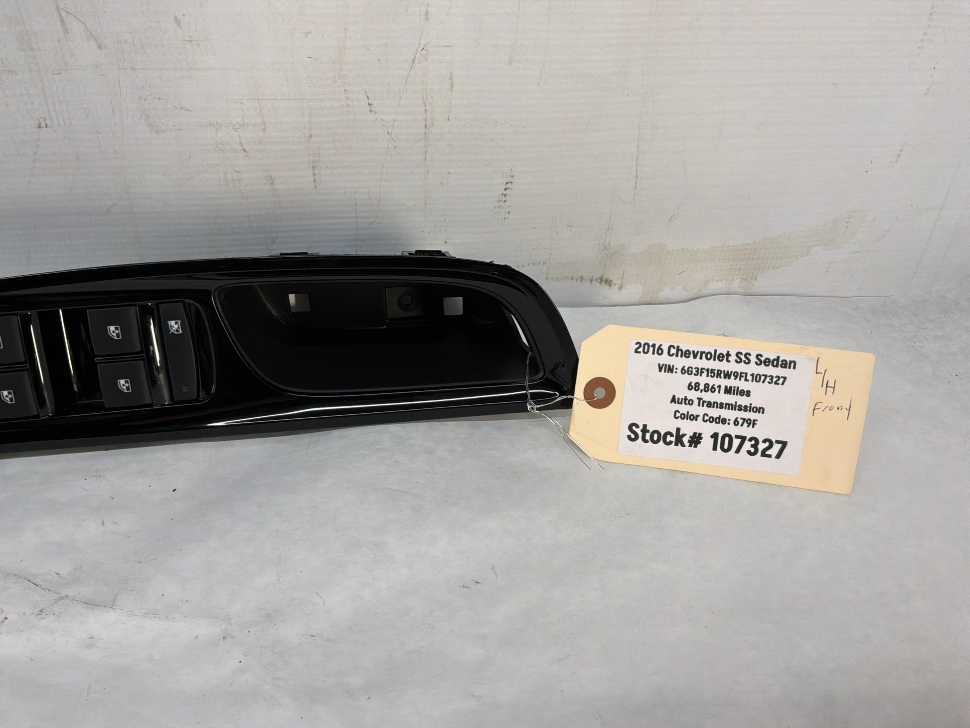Lh door controls - Day's Parts Yard