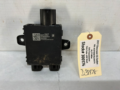 2017 Chevy SS Sedan Radiator Cooling Fan Motor Module OEM