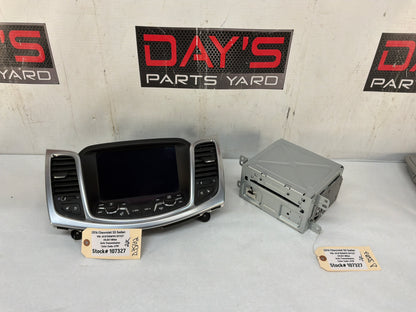Radio - Day's Parts Yard
