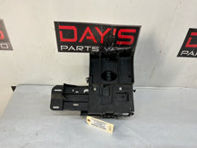 2002 Cadillac Escalade EXT Engine Wiring Harness Fuse Box Bracket OEM