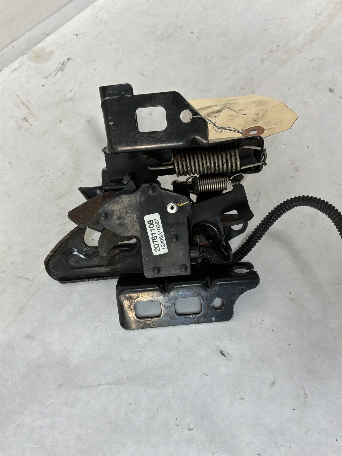 Hood latch - Day's Parts Yard