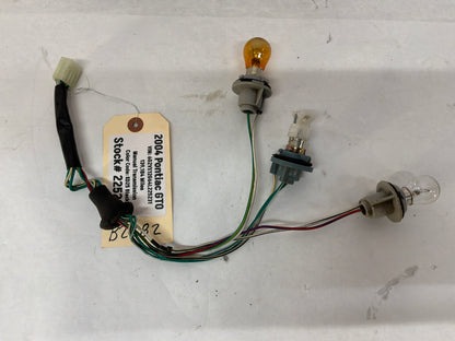 2004 Pontiac GTO RH & LH Taillight Tail Light Wire Wiring Harness Sockets OEM