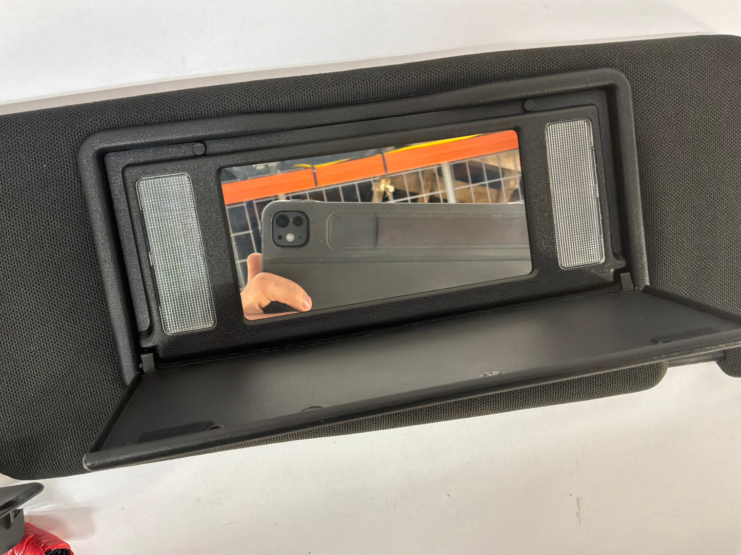 2008 Pontiac G8 GT RH & LH Sunvisor Sun Visor Shade OEM