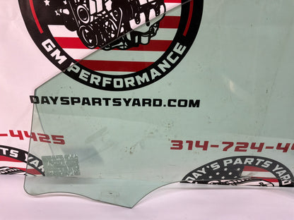2014 Chevy SS Sedan RH Passenger Front Door Window Glass OEM