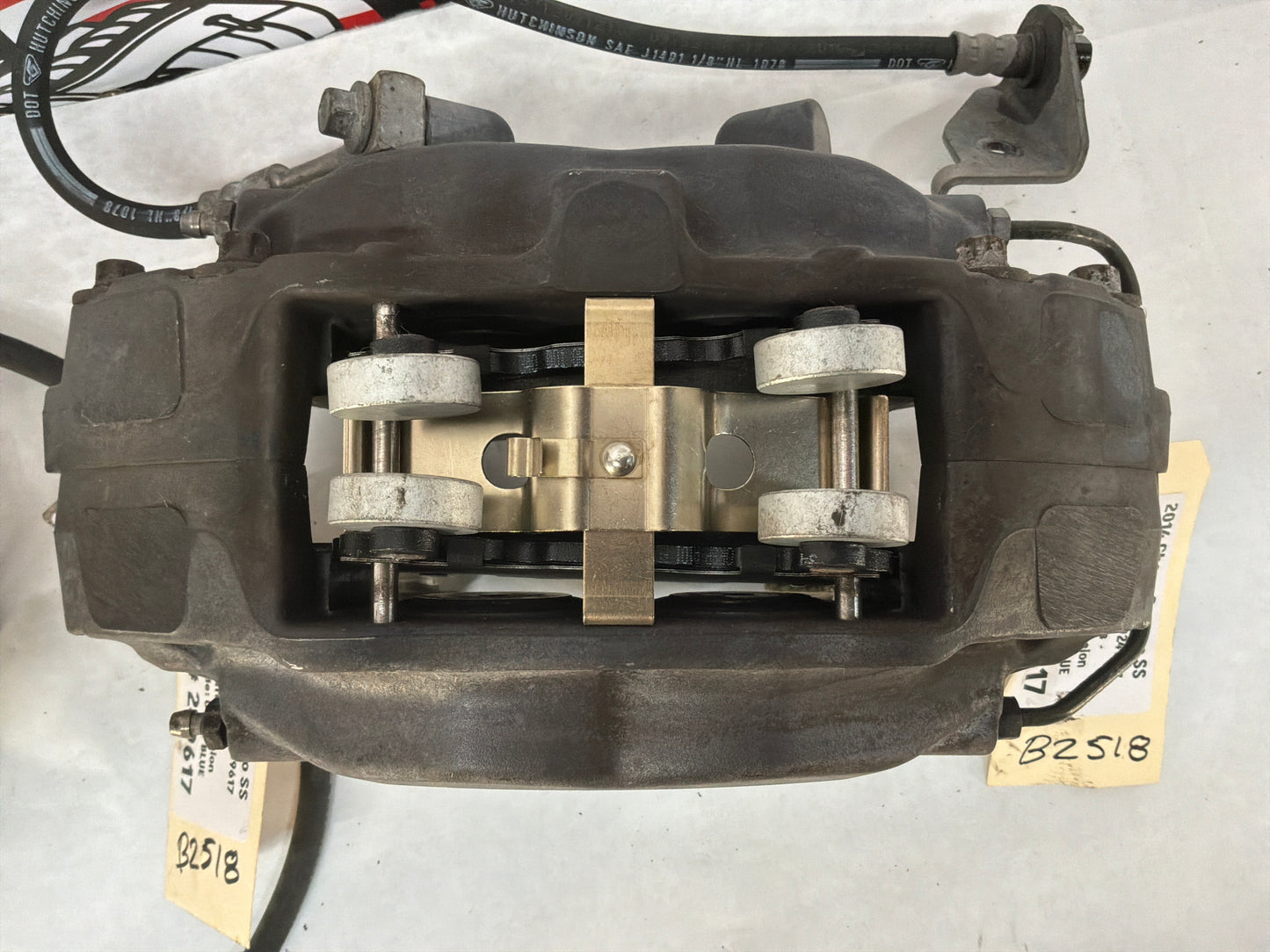 2014 Chevy Camaro SS RH & LH Front Brembo Brake Calipers OEM
