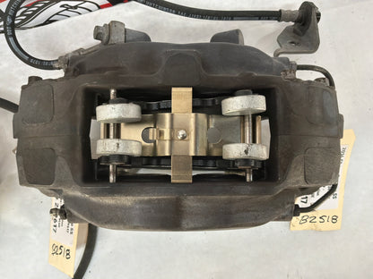 2014 Chevy Camaro SS RH & LH Front Brembo Brake Calipers OEM