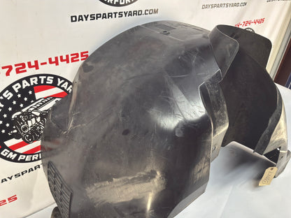 2013 Chevy Camaro ZL1 RH Passenger Front Fender Wheel House Well Liner OEM