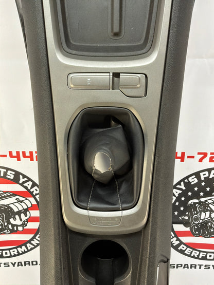2014 Chevy Camaro SS Manual Transmission Center Console Armrest w/ Boot & Shifter Knob  OEM