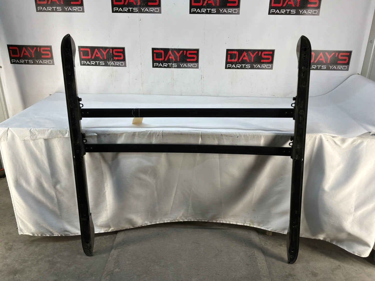 2002 Cadillac Escalade EXT Roof Rack Luggage Rack OEM