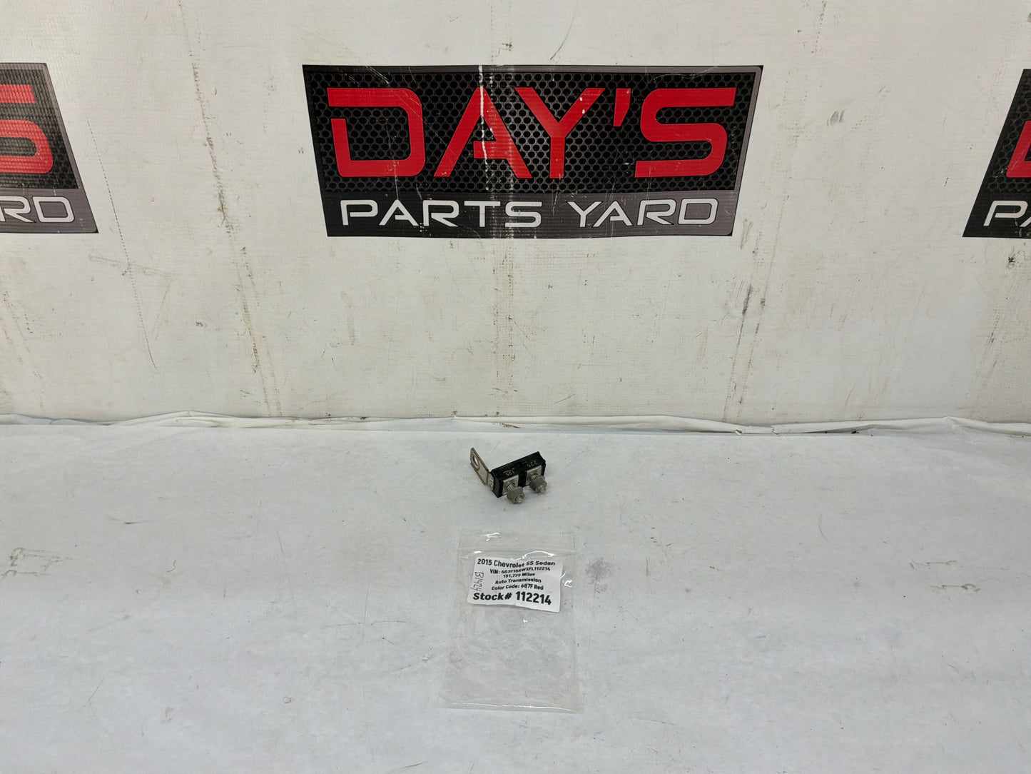 2015 Chevy SS Sedan Jump Starter Positive Post Battery Circuit Fuse Block OEM