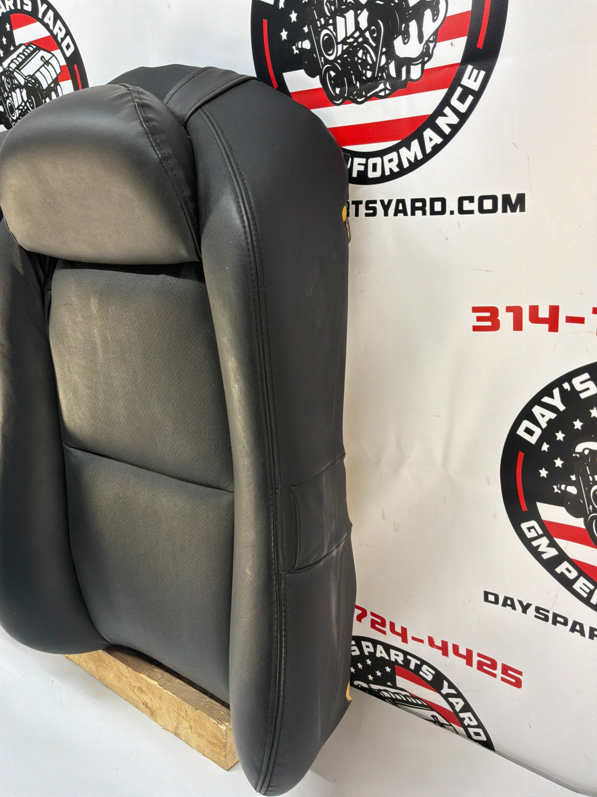 2006 Pontiac GTO Black Leather Front and Rear Seats Set OEM