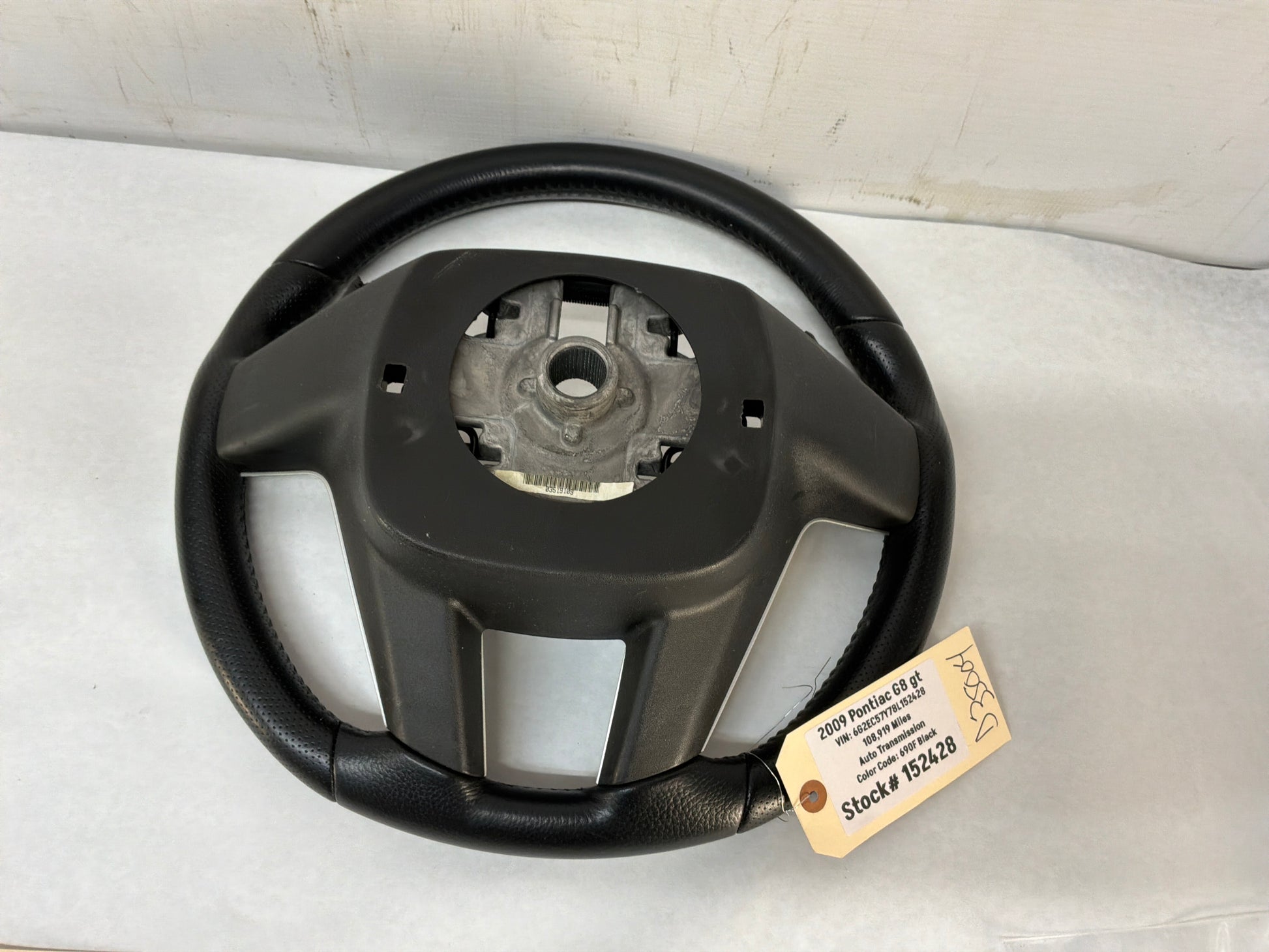 2009 Pontiac G8 GT Steering Wheel OEM - Day's Parts Yard