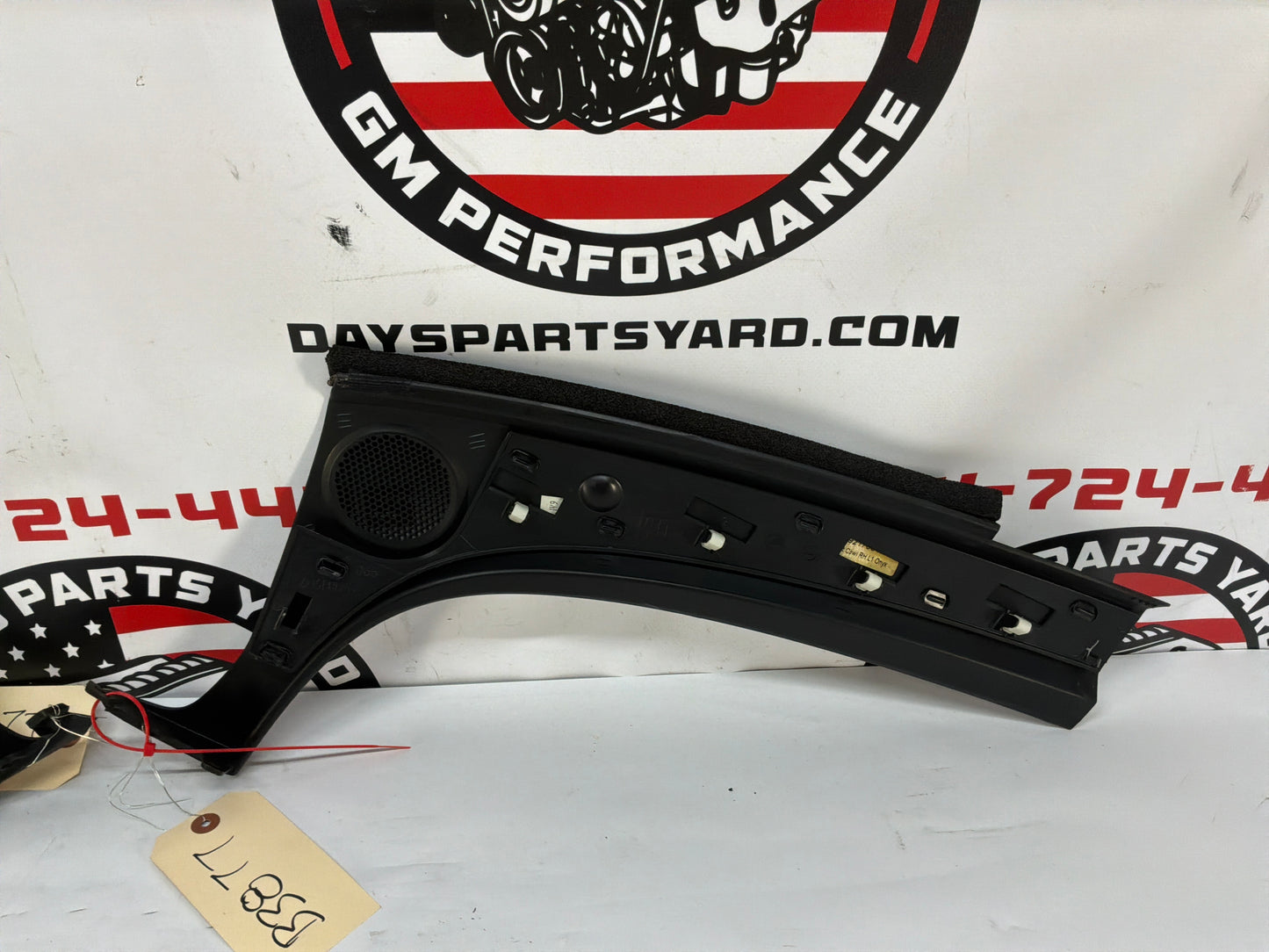 2008 Pontiac G8 Base RH & LH Dash Cowl Defrost Trim Extensions Panels OEM