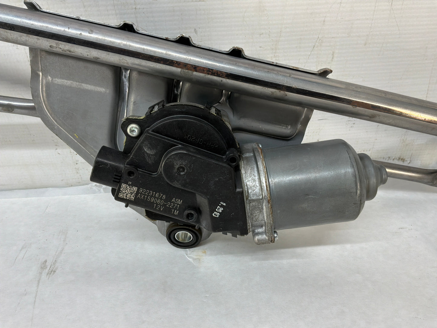Windshield wiper arm - Day's Parts Yard