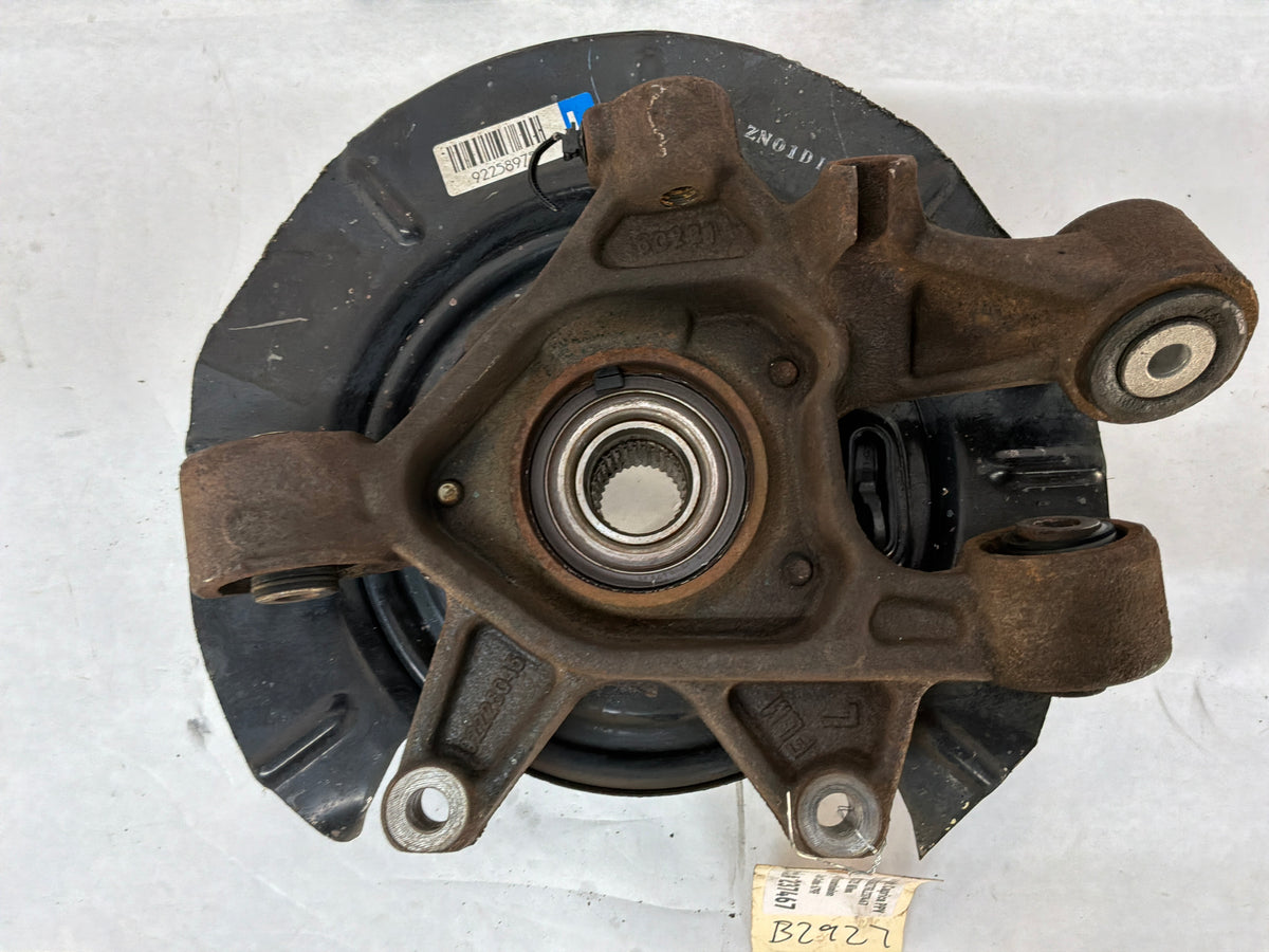 2016 Chevy Caprice PPV LH Driver Rear Suspension Spindle Knuckle Hub Assembly OEM