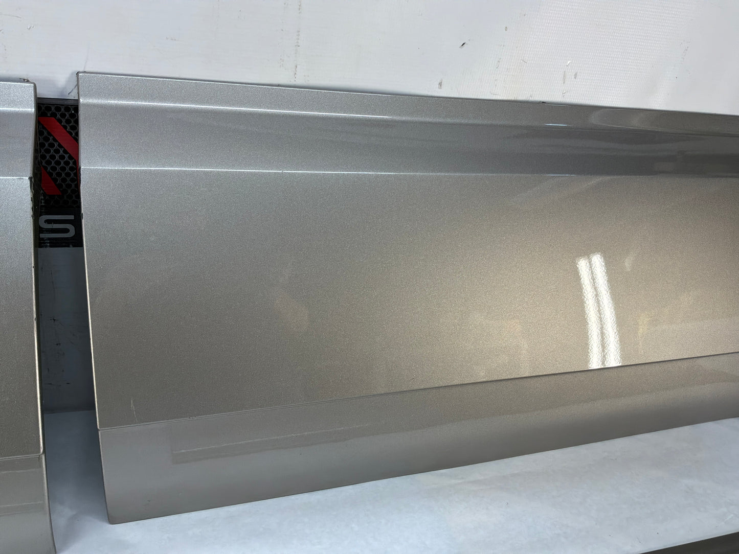 2002 Cadillac Escalade EXT Front & Rear Door Cladding’s OEM