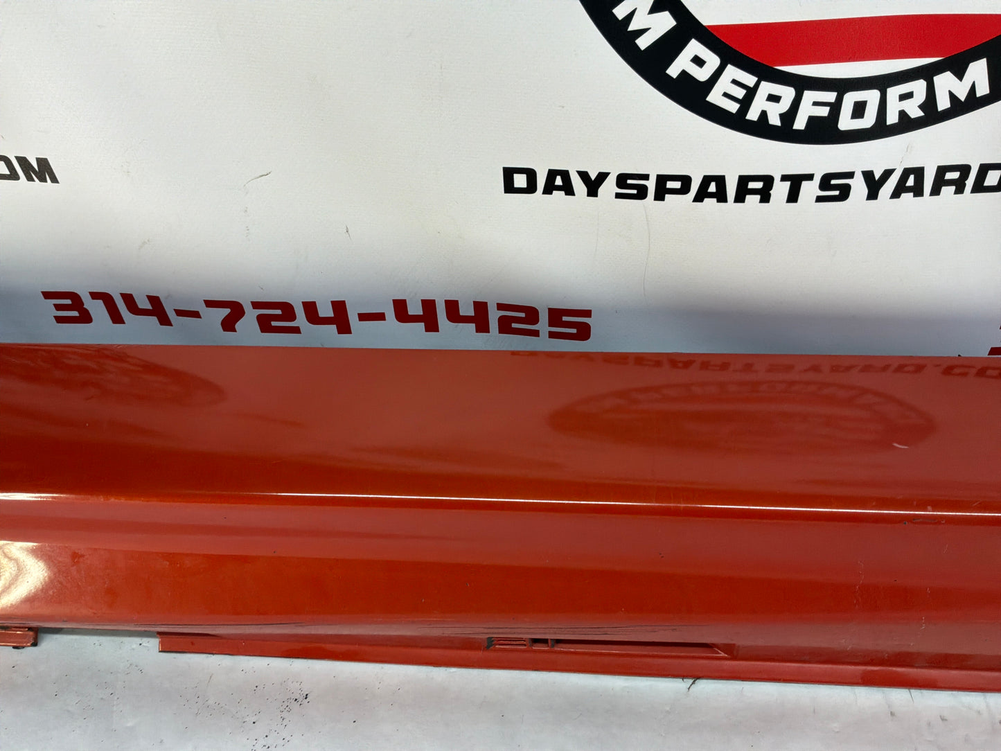 2008 Pontiac G8 Base RH Passenger Rocker Molding Side Skirt Panel Trim Orange OEM