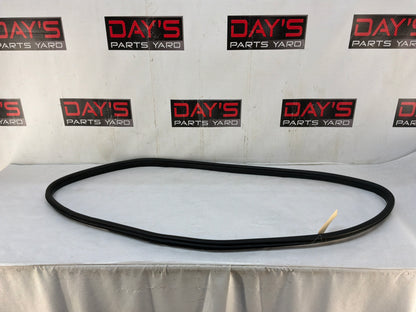 2015 Chevy SS Sedan LH Driver Front Door Weather Strip Rubber Seal OEM